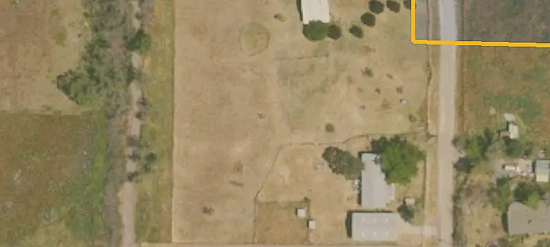 Equestrian Property with Shop and Barn