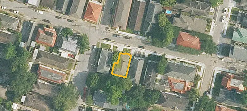 Fully Leased Triplex