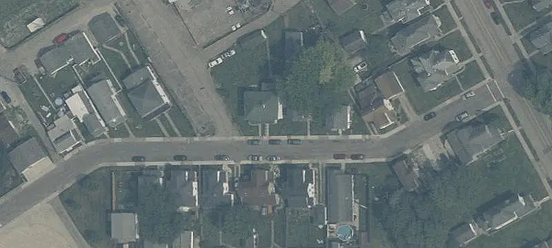 Duplex with Two- and Three-Bedroom Units