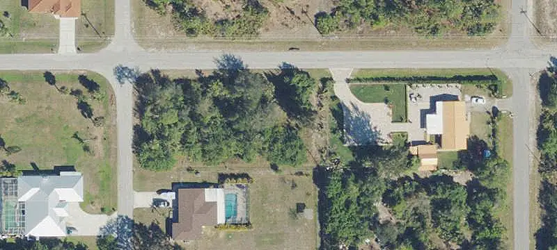 2702 10th St W, Lehigh Acres, FL 33971