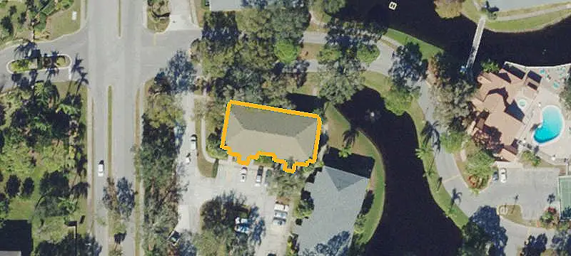 Corner Short-Term Rental Condominium