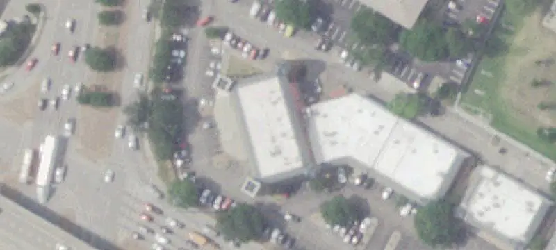 The Colonnade Shopping Center
