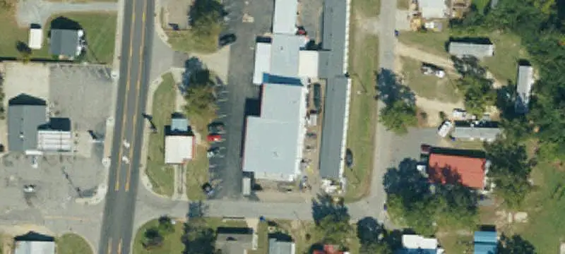 Touchless Car Wash and Service Bays