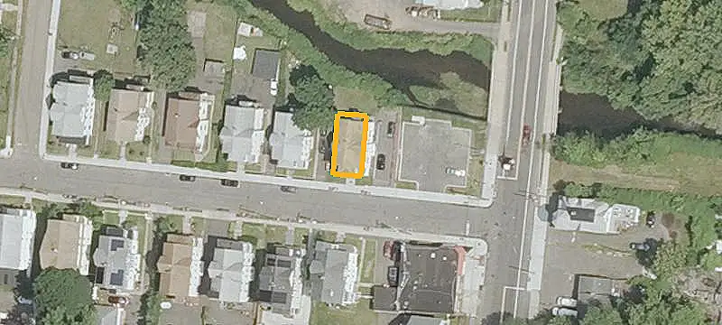 Renovated Duplex with Attic Office