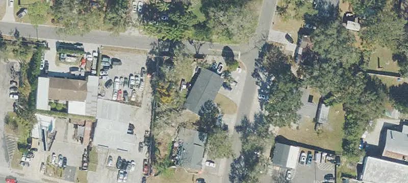 Two-Suite Mixed-Use Property