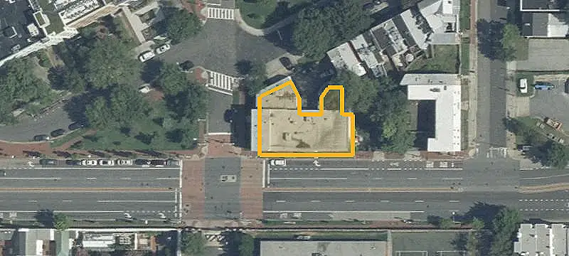 Retail Space Near Metro Station
