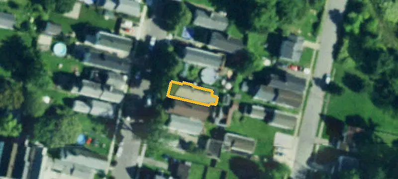 Renovated Duplex with Fenced Yard