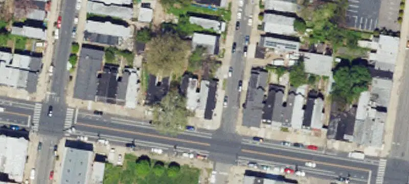 Renovated Duplex with Private Yard