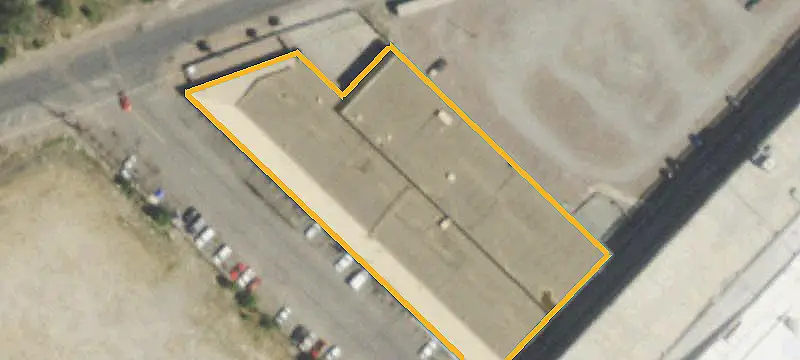 Mixed-Use Building with Creative Studios