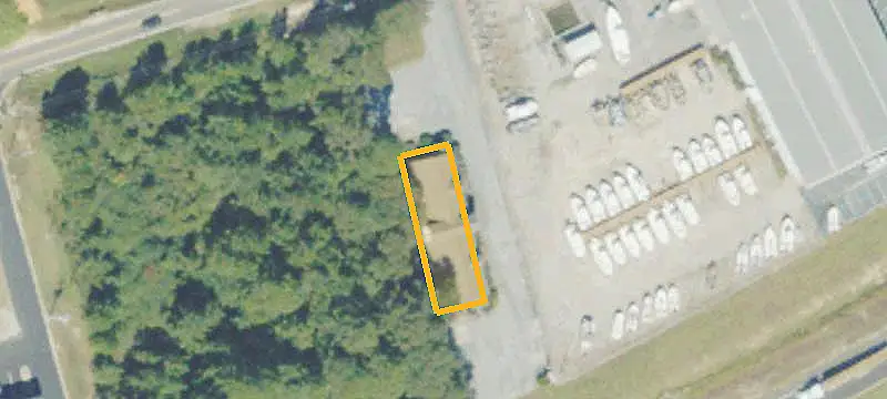 Showroom with Service Area