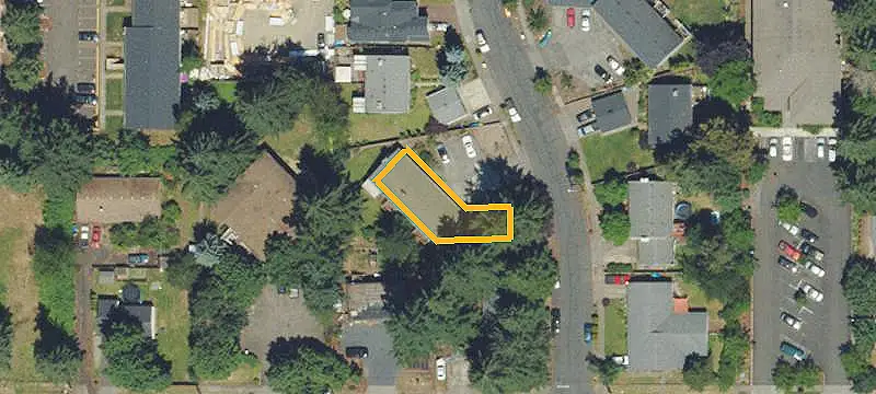 Townhome-Style Triplex With Garages