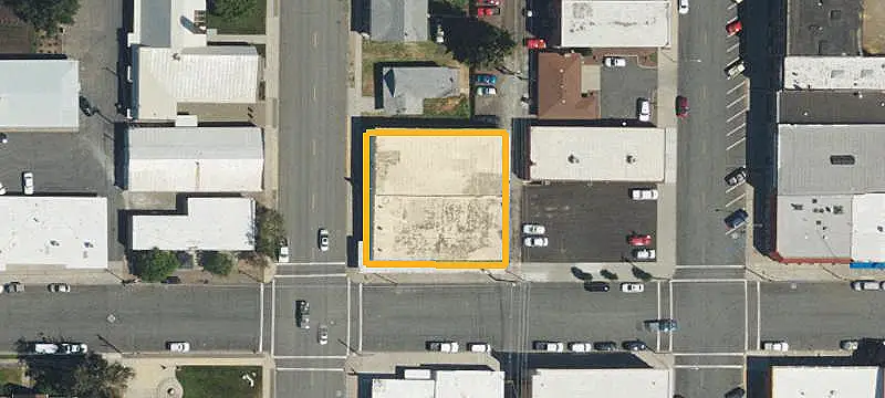 Multi-Use Commercial Property