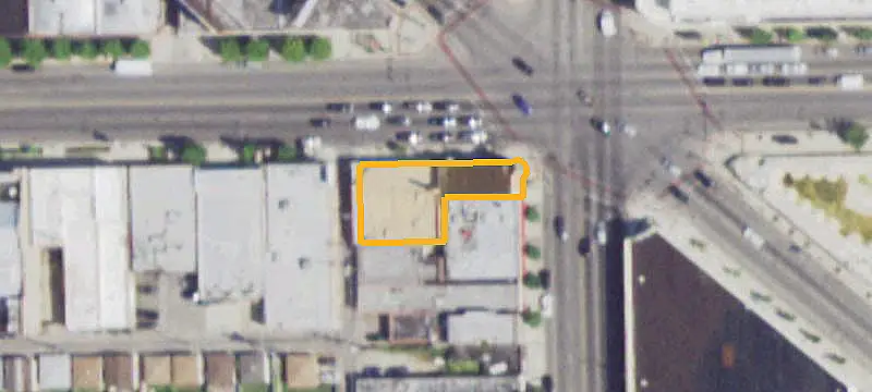 High-Visibility Storefront Space