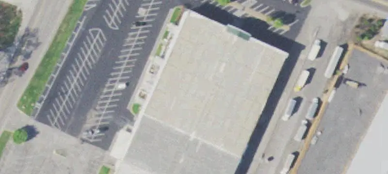 Office Unit with Shared Amenities