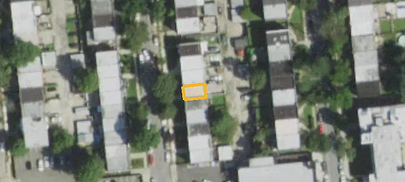 Attached Duplex with Separate Utilities