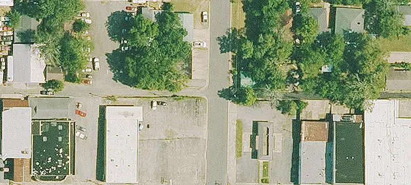 Auto Shop with 3 Bays