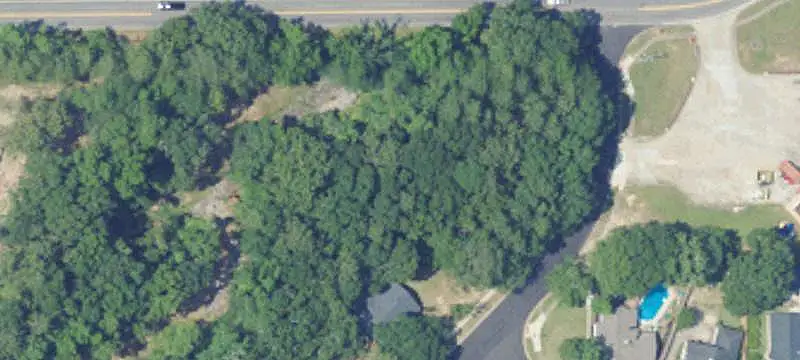 Commercial Land at Road Intersection