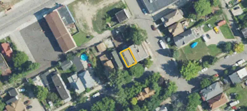 Historic Duplex with Private Balcony