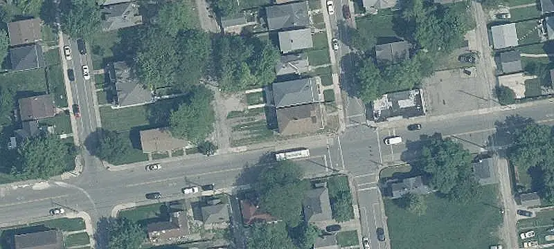Updated Duplex with Basement Hookups