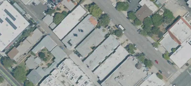 10-Unit Apartment Building