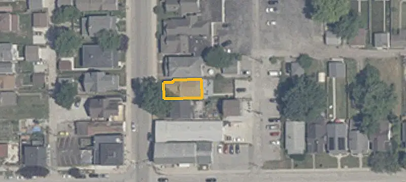 Renovated Duplex with Garage
