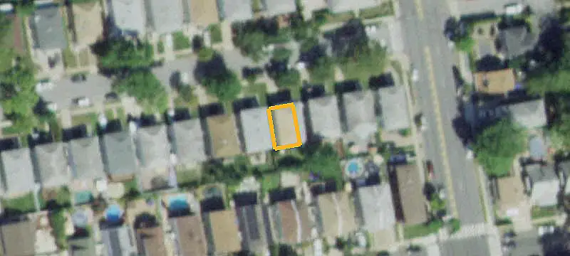 Detached Duplex with Garage
