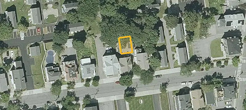 Eight-Unit Apartment Property