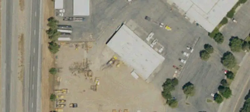 Flex Office/Warehouse with Secured Yard