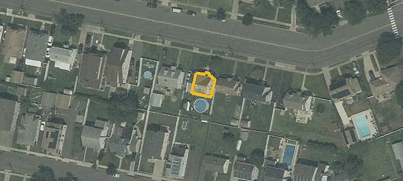 Corner-Lot Duplex