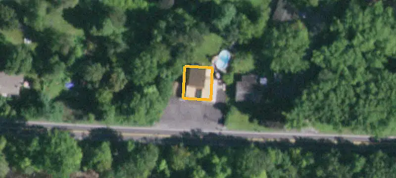 Mixed-Use Property with Apartment