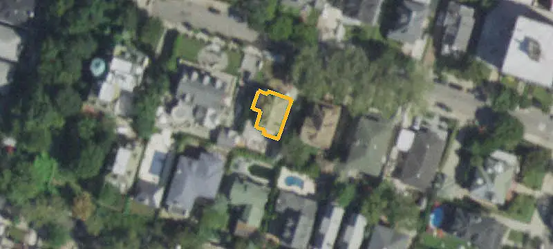 Detached Duplex With Private Parking