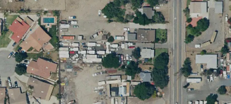 Freestanding Distribution Center