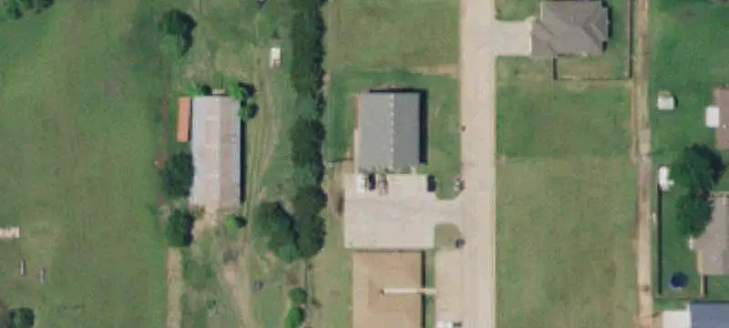 8-Unit Apartment Building