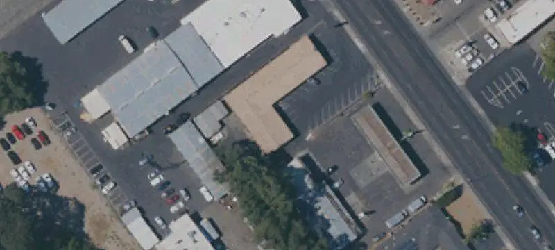 Open-Plan Mixed-Use Space