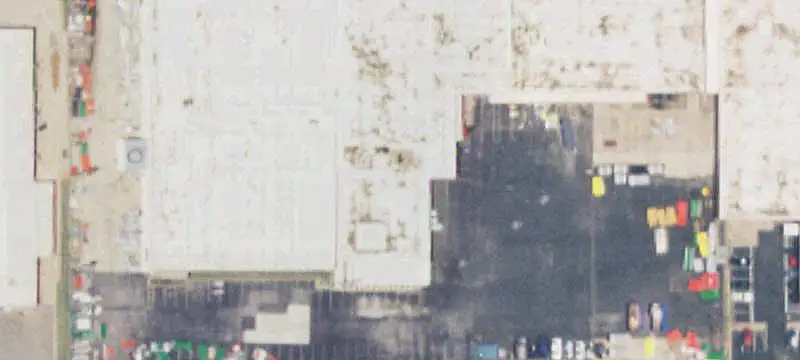 Manufacturing Facility with Dock Loading
