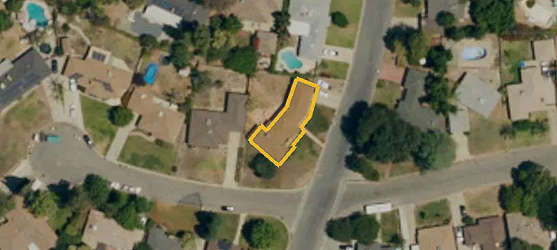 Commercial Land With Truck Parking