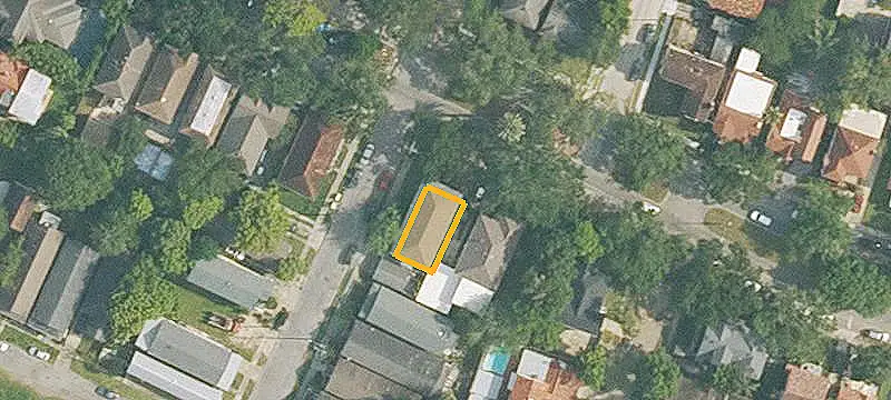 Corner-Lot Triplex