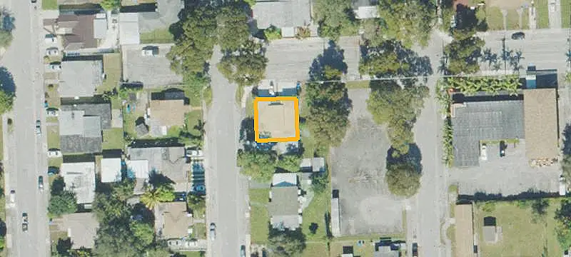 Three-Parcel Commercial Land Assemblage
