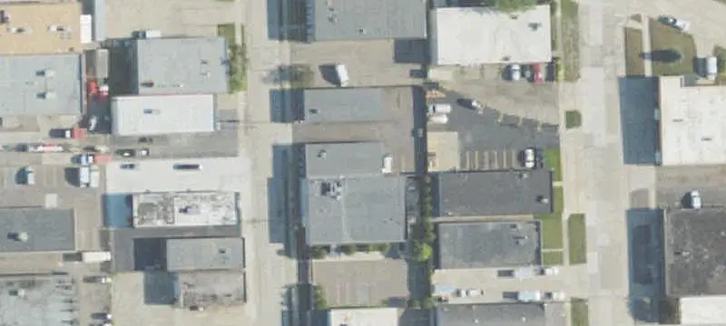 Flex Space with Overhead Door