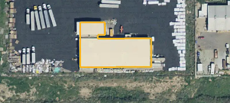 Three-Unit Flex Building
