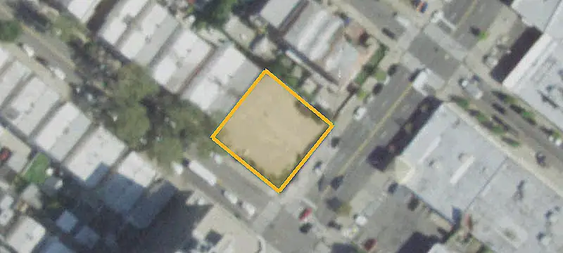 Flexible Mixed-Use Commercial Space