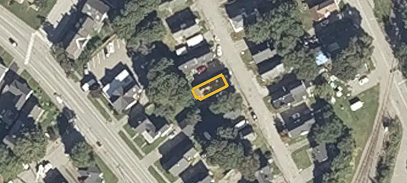 Multifamily Property on Dead-End Street