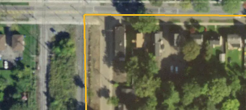 Mixed-Use Property with Restaurant