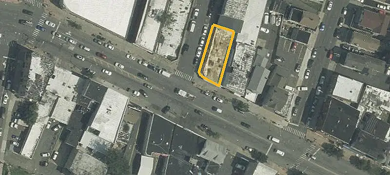 16-Unit Brick Apartment Building