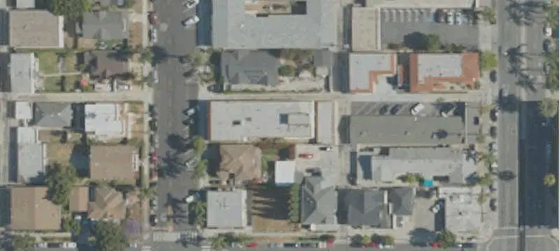 Improved 16-Unit Apartment Building