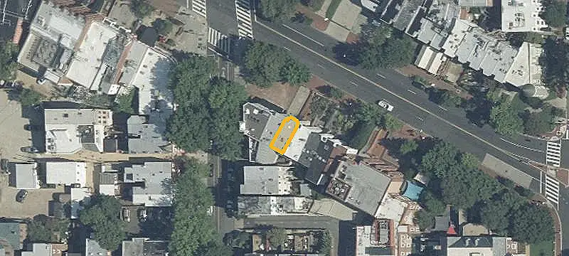 Renovated Victorian Mixed-Use Townhome