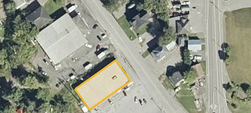 Mixed-Use Property with Heated Garage