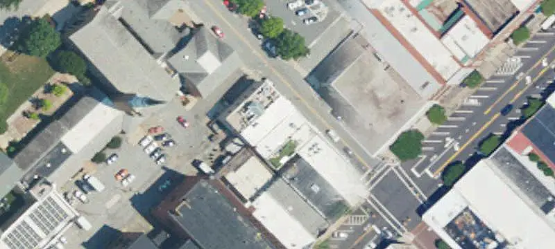 Multi-Level Retail Storefront