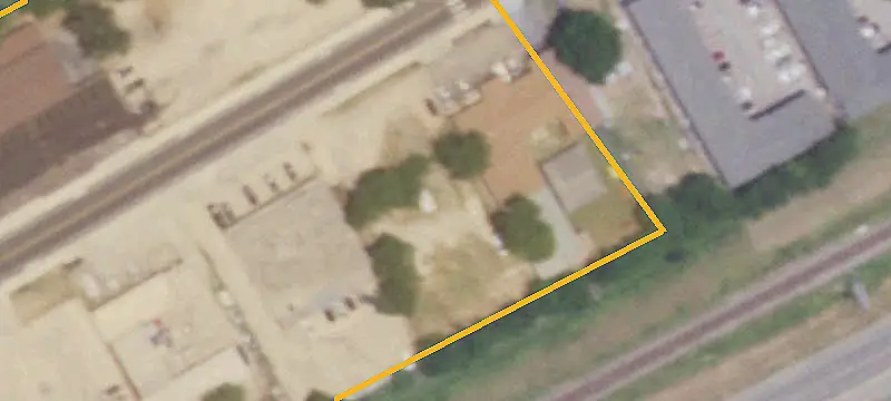 Mixed-Use Building with Warehouse