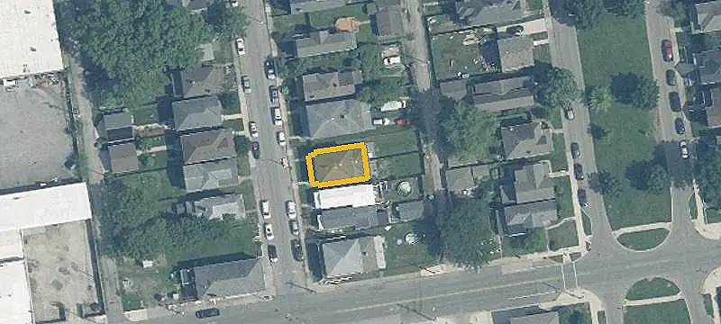 Duplex with Fenced Yard